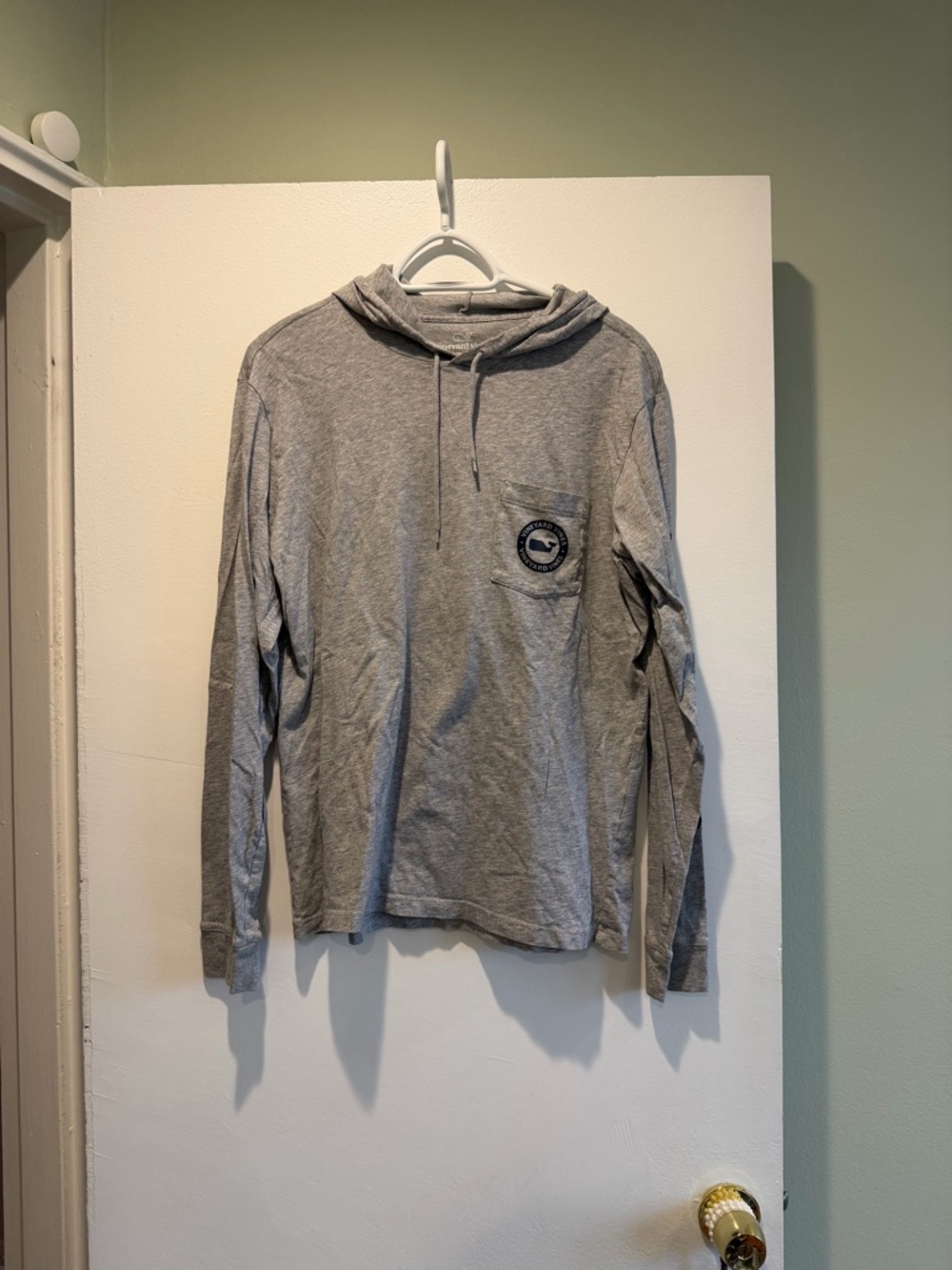 Vineyard Vines Men's Long Sleeve Hoodie Tee in Heather Gray